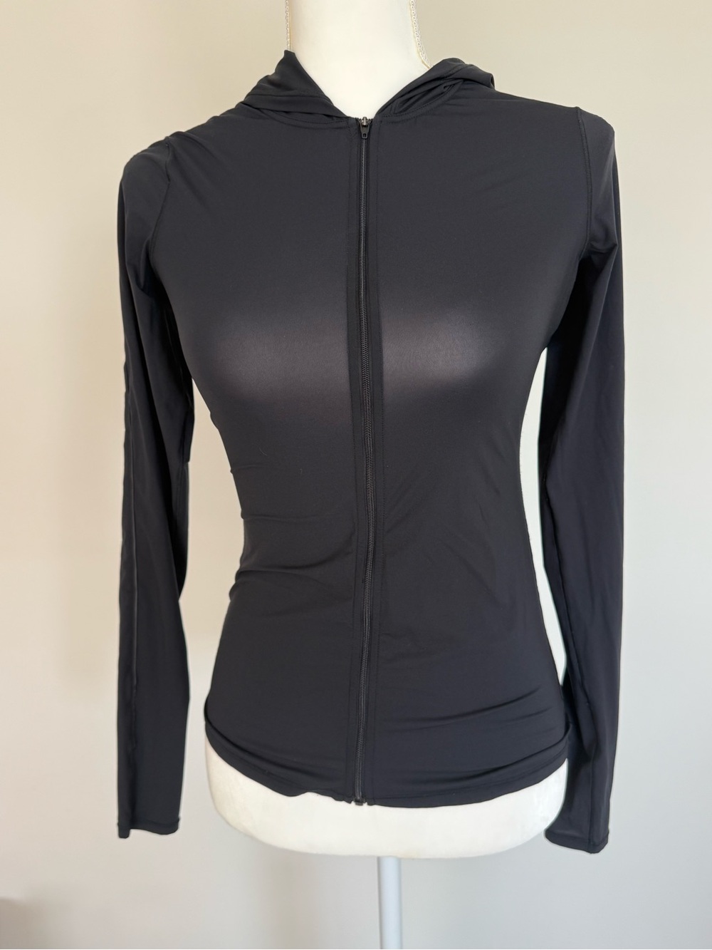 Nike x SKIMS Weightless Zip Up Hoodie Jacket Black Obsidian Women’s Small EUC